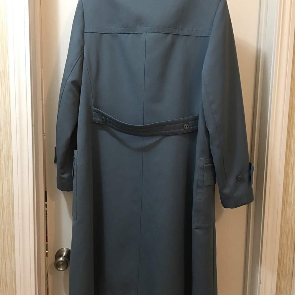 Coat - Picture 2 of 3